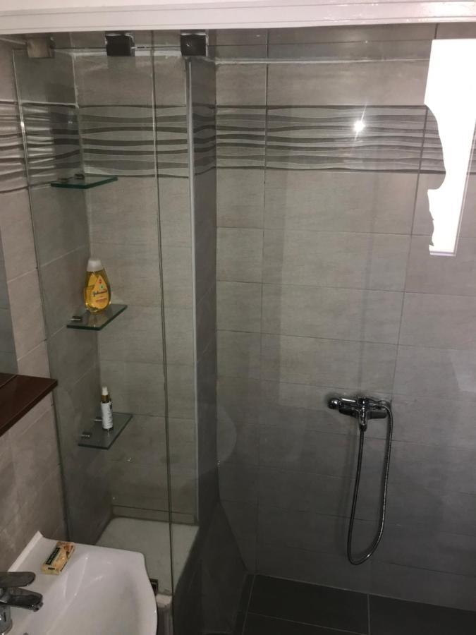 Quiet Bright Just Renewed Top Floor At Lycabetous Atenas Exterior foto